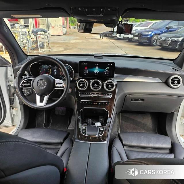 Mercedes-Benz GLC-Class X253 2020 Серебряный из Кореи, фото 2