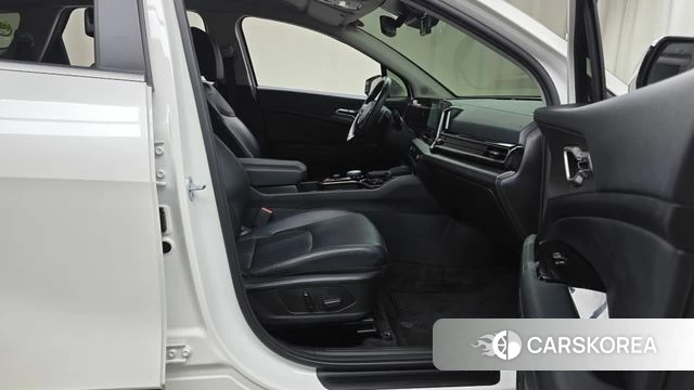 Kia Sportage 5th Generation 2022 Белый из Кореи, фото 2