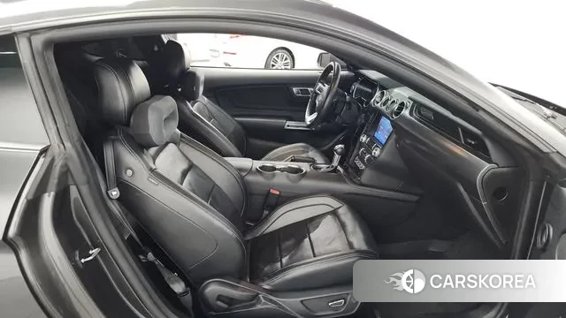 Ford Mustang 2019 Серый из Кореи, фото 2