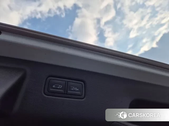 Hyundai Staria 2023 Серебристо-серый из Кореи, фото 2