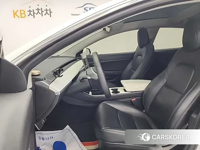 Tesla Model 3 2020 Белый из Кореи, фото 2