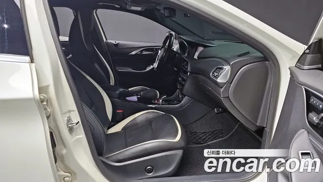 Infiniti Q30 2019 Белый из Кореи, фото 2