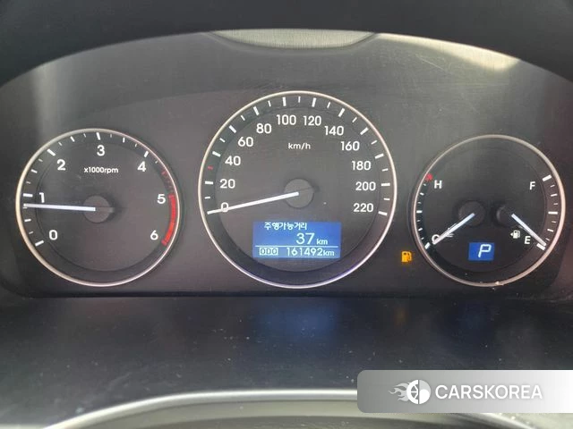 Hyundai The New Grand Starex 2018 Серебристо-серый из Кореи, фото 2