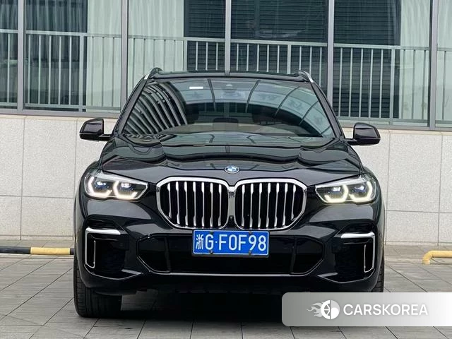 BMW X5 2023 Черный из Китая, фото 2