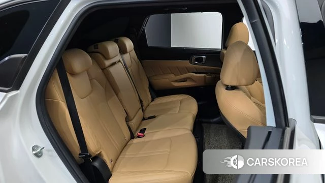 Kia Sorento 4th Generation 2023 Белый из Кореи, фото 2