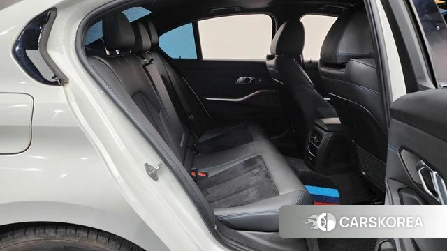 BMW 3 Series (G20) 2020 Белый из Кореи, фото 2