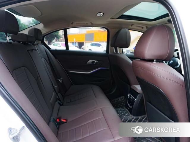 BMW 3 series id 3888967 из Китая 2