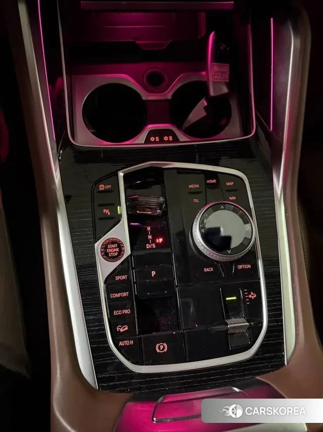 BMW X6 (G06) 2024 Белый из Кореи, фото 2