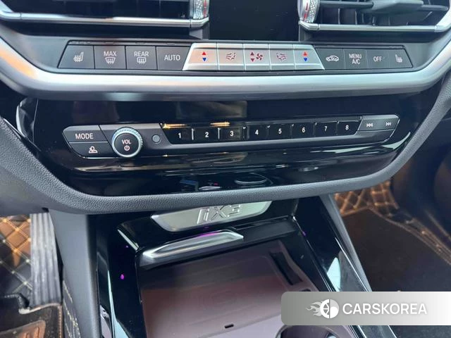 BMW iX3 2024 Синий из Китая, фото 2
