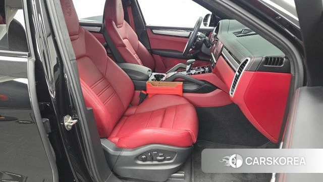 Porsche Cayenne (PO536) 2023 Черный из Кореи, фото 2