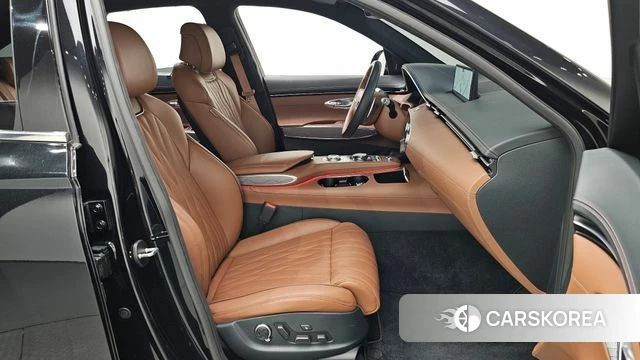 Genesis GV70 2022 Черный из Кореи, фото 2