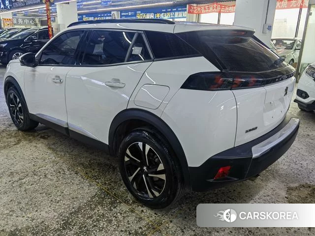 Peugeot 2008 2022 Белый из Китая, фото 2