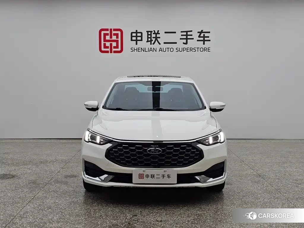 Ford Forrest 2022 Белый из Китая, фото 2
