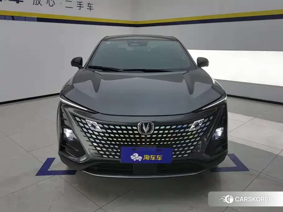 Chang'an Changan UNI-T 2022 Silver/gray из Китая, фото 2