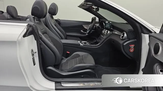 Mercedes-Benz C-Class W205 2022 Белый из Кореи, фото 2