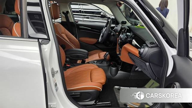 Mini Cooper S 2024 Белый из Кореи, фото 2