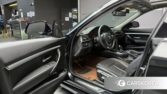 BMW 3 Series GT (F34) 2018 Черный из Кореи, фото 2