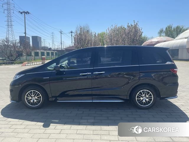Honda Odyssey 2021 Фиолетовый из Китая, фото 2