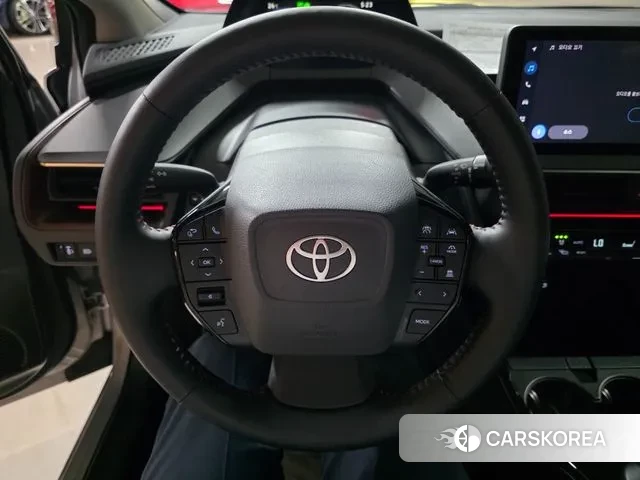 Toyota Prius 5th Generation 2023 Серебряный из Кореи, фото 2