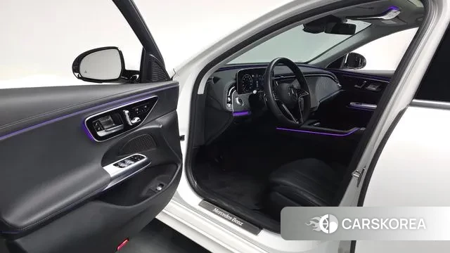 Mercedes-Benz E-Class W214 2024 Белый из Кореи, фото 2