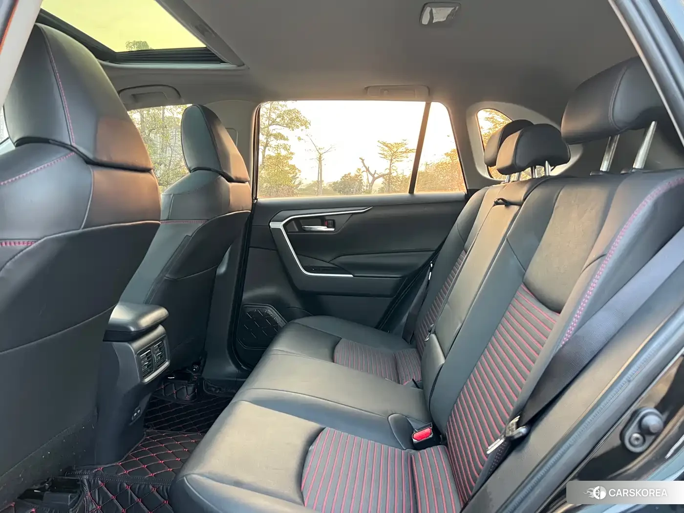 Toyota RAV4 Rongfang Dual Engine E+ 2022 Черный из Китая, фото 2