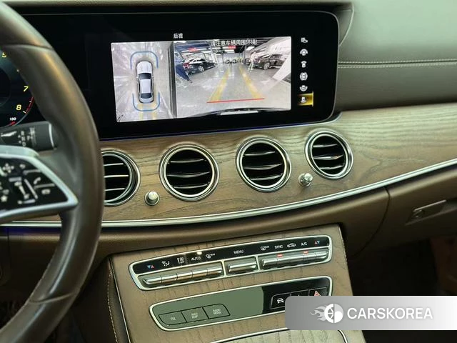 Mercedes-Benz E-class 2023 Черный из Китая, фото 2