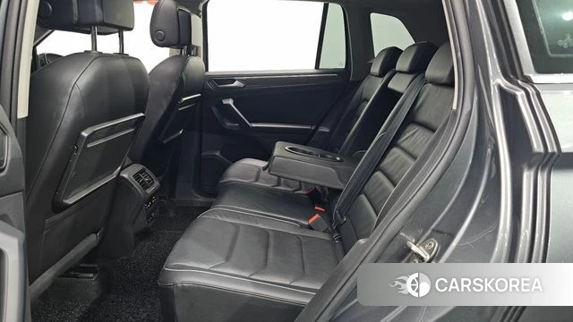 Volkswagen Tiguan second Generation 2019 Серый из Кореи, фото 2