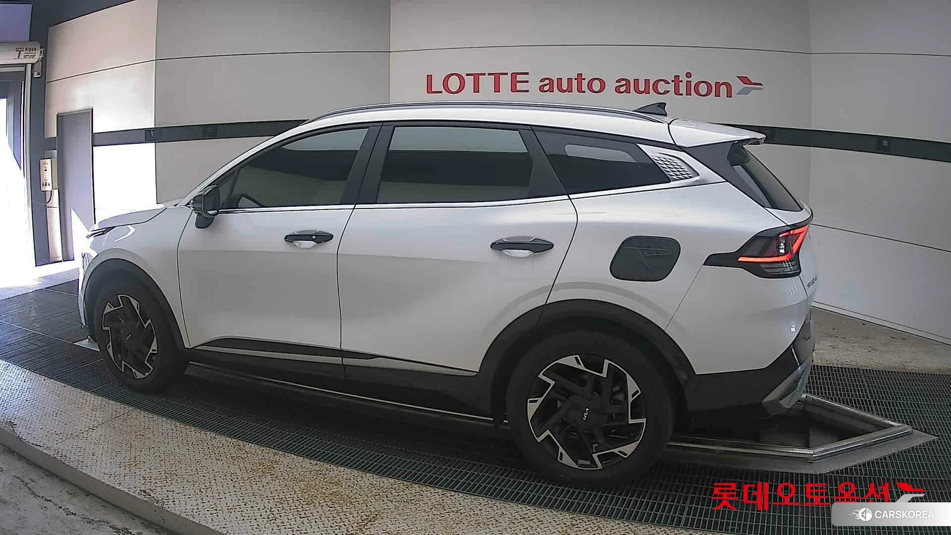 Kia Sportage 2022 Белый из Кореи, фото 2