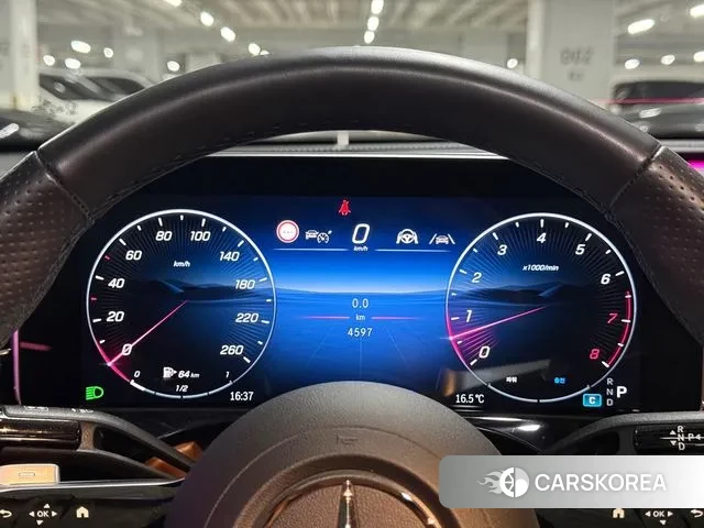 Mercedes-Benz E-Class W214 2024 Белый из Кореи, фото 2