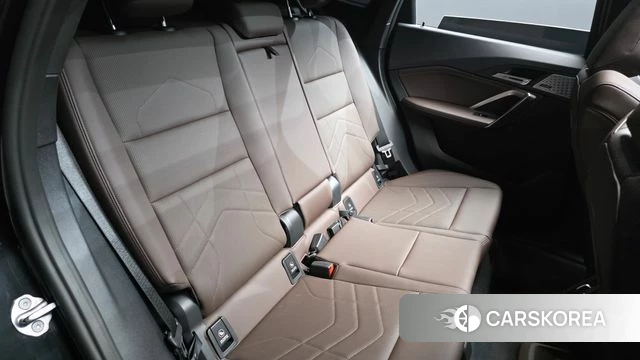 BMW X1 (U11) 2023 Черный из Кореи, фото 2