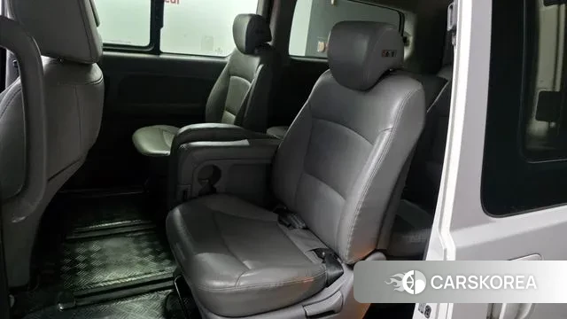 Hyundai The New Grand Starex 2019 Белый из Кореи, фото 2