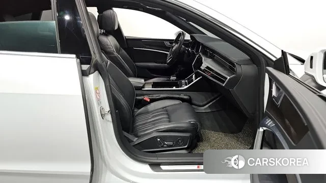 Audi A7 (4K) 2020 Белый из Кореи, фото 2