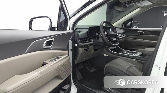 Kia The New Carnival 4th Generation 2025 Белый из Кореи, фото 2