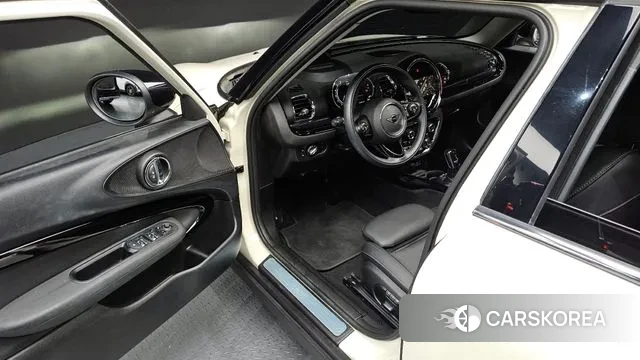 Mini Cooper D Clubman 2021 Жемчужный цвет из Кореи, фото 2