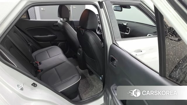 Hyundai Venue 2022 Серый из Кореи, фото 2