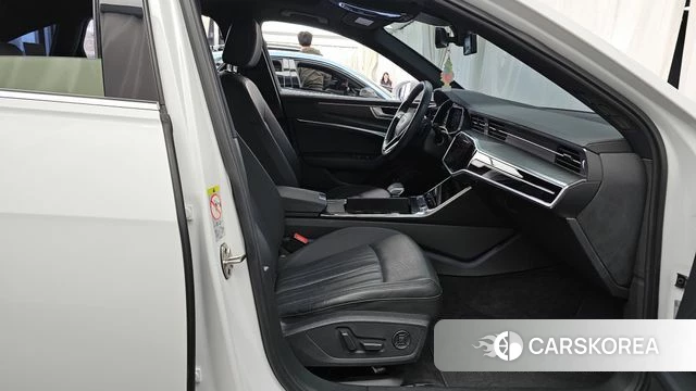 Audi A6 (C8) 2019 Белый из Кореи, фото 2