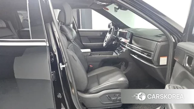 Hyundai Santa Fe (MX5) 2023 Черный из Кореи, фото 2