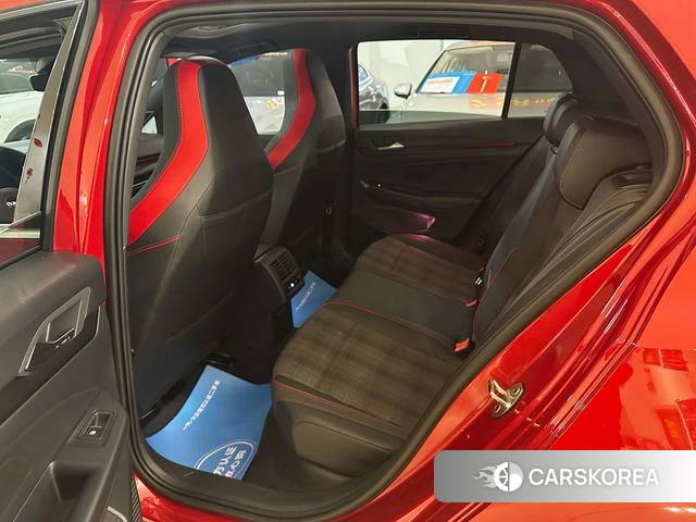 Volkswagen Golf GTI 2022 Красный из Китая, фото 2