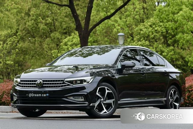 Volkswagen Magotan 2024 Черный из Китая, фото 2