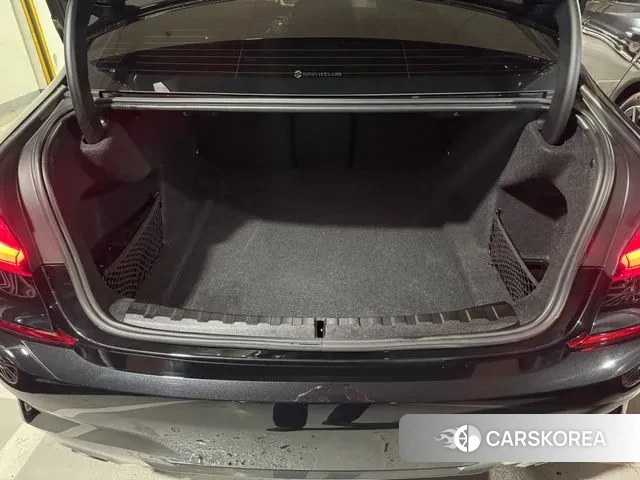 BMW 3 Series (G20) 2021 Черный из Кореи, фото 2