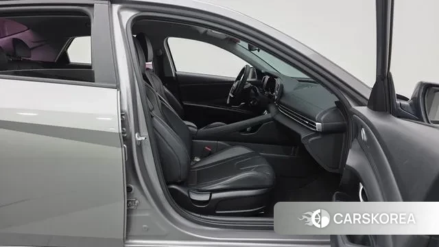 Hyundai Avante (CN7) 2020 Серебряный из Кореи, фото 2