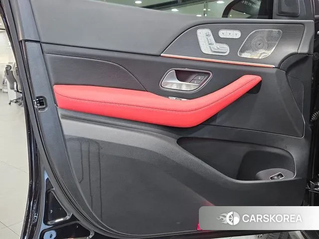 Mercedes-Benz GLE-Class W167 2025 Черный из Кореи, фото 2