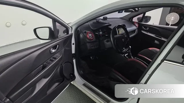 Renault Korea (Samsung) Clio 2018 Белый из Кореи, фото 2