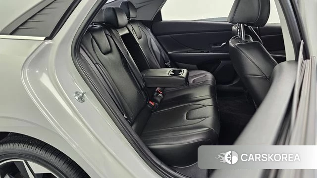 Hyundai Avante (CN7) 2020 Серебристо-серый из Кореи, фото 2