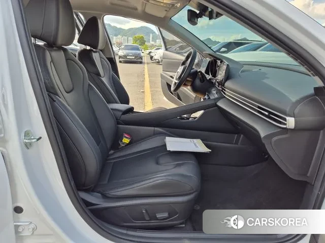 Hyundai Avante (CN7) 2022 Белый из Кореи, фото 2