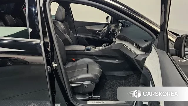 Peugeot 3008 second generation 2022 Черный из Кореи, фото 2