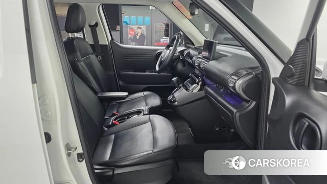 Hyundai Casper 2022 Белый из Кореи, фото 2