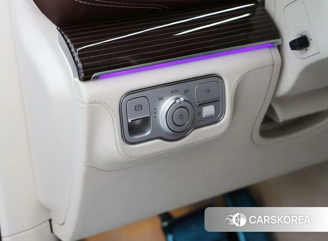 Mercedes-Benz Maybach GLS 2021 Черный из Китая, фото 2