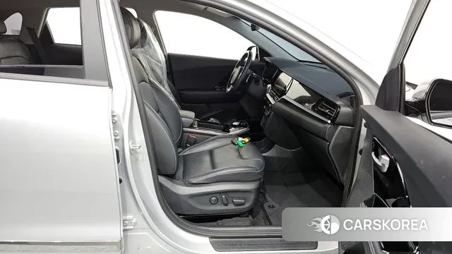 Kia Niro EV 2021 Серебряный из Кореи, фото 2