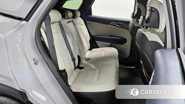 Kia The New Sportage 5th Generation Hybrid 2025 Серебристо-серый из Кореи, фото 2